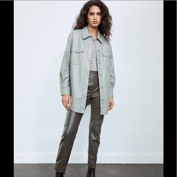 Aritzia Wilfred Ganna Shirt jacket in sage frost - Picture 3 of 5
